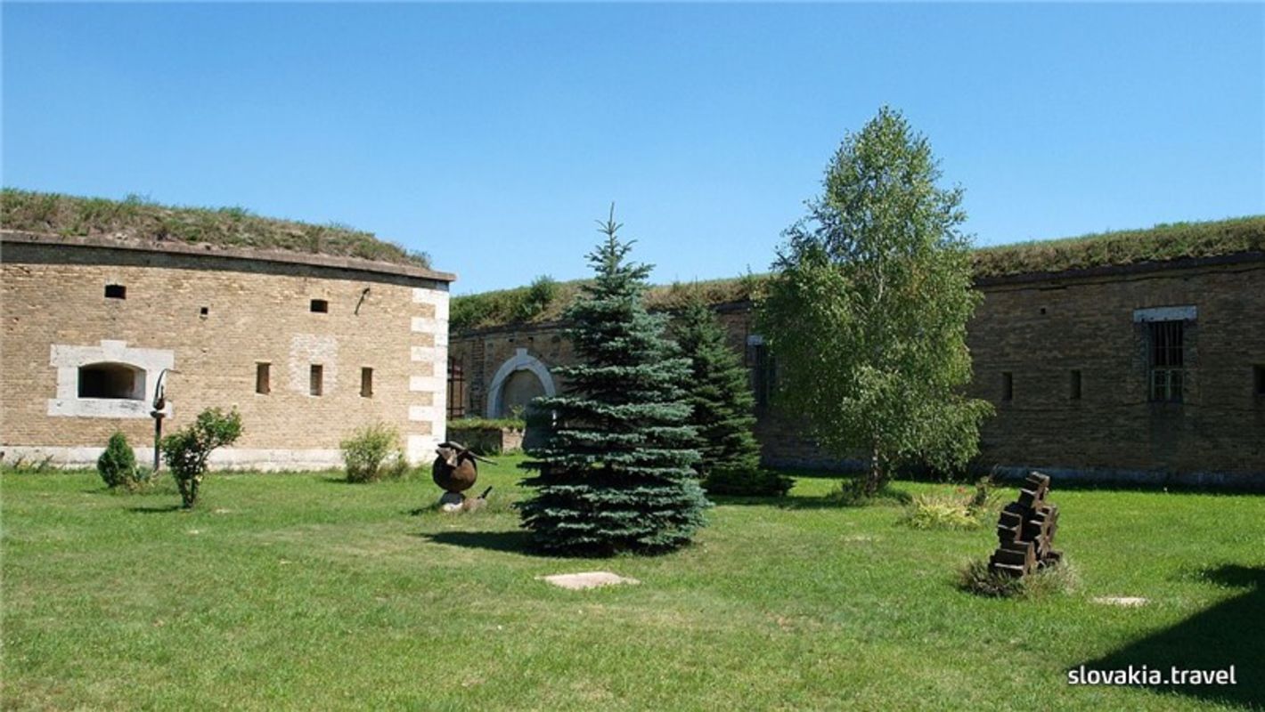 Pevnosť Komárno Slovakia.travel